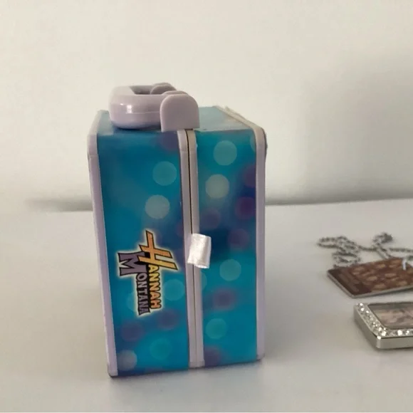 Hannah Montana Jewelbox and necklace - Picture 8 of 13